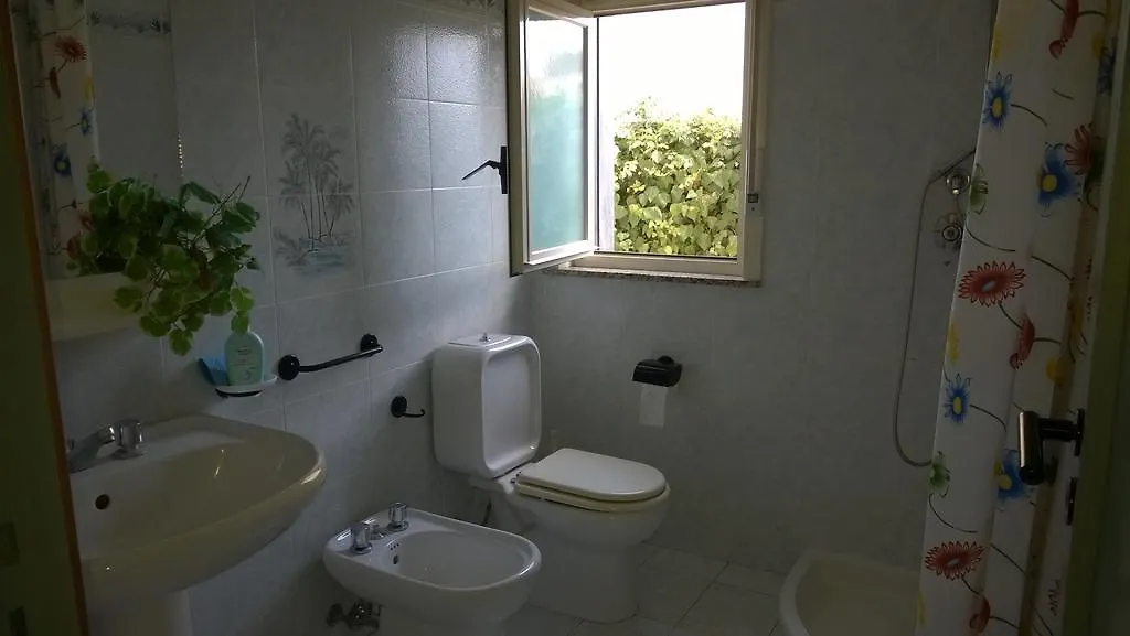 Casa Vacanze Baia Del Sole Agnone Bagni Italien